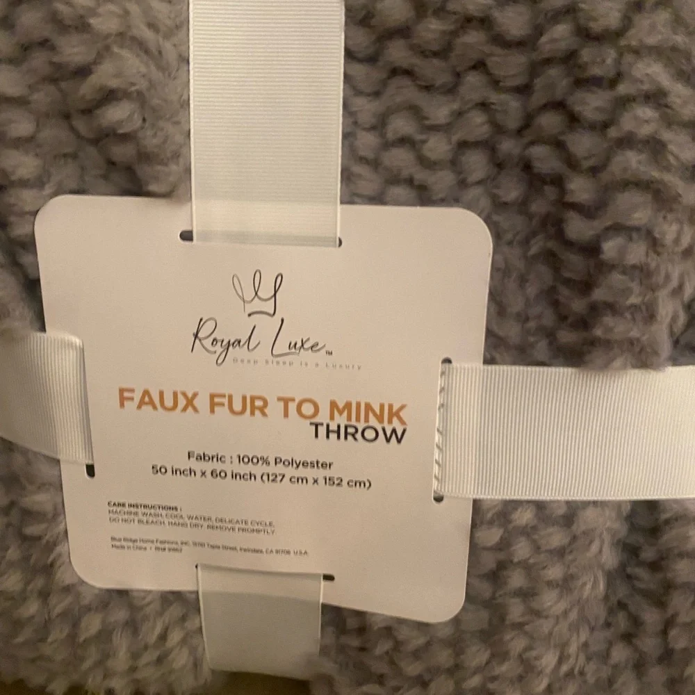 NEW Royal Luxe gray throw blanket